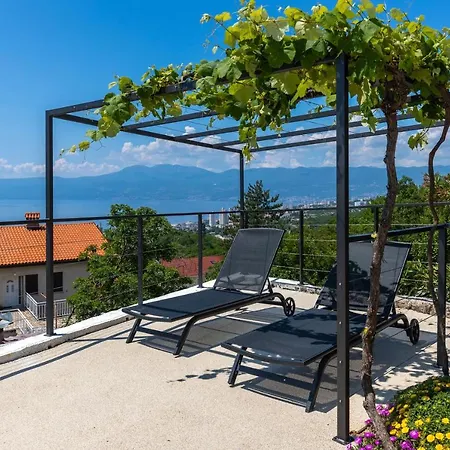Pool Happy Sound - Happy * Rijeka