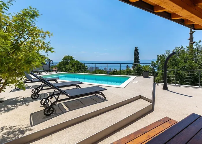 Pool And Garden Happy Sound - Happy Apartment Rijeka